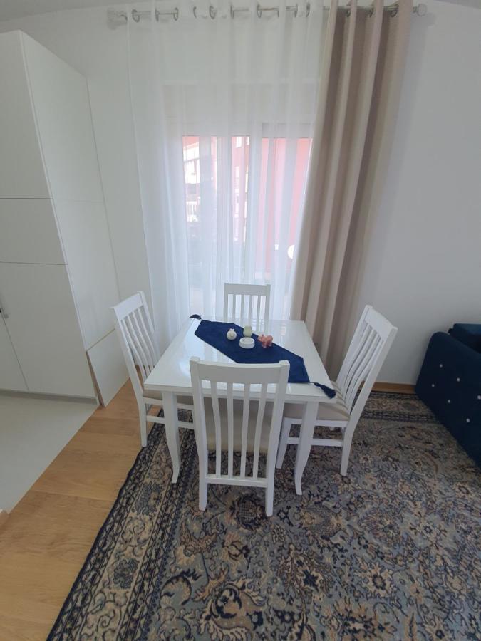 As Apartment